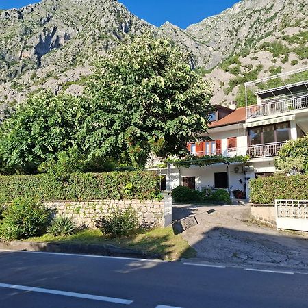 Apartment Cizek Котор Экстерьер фото