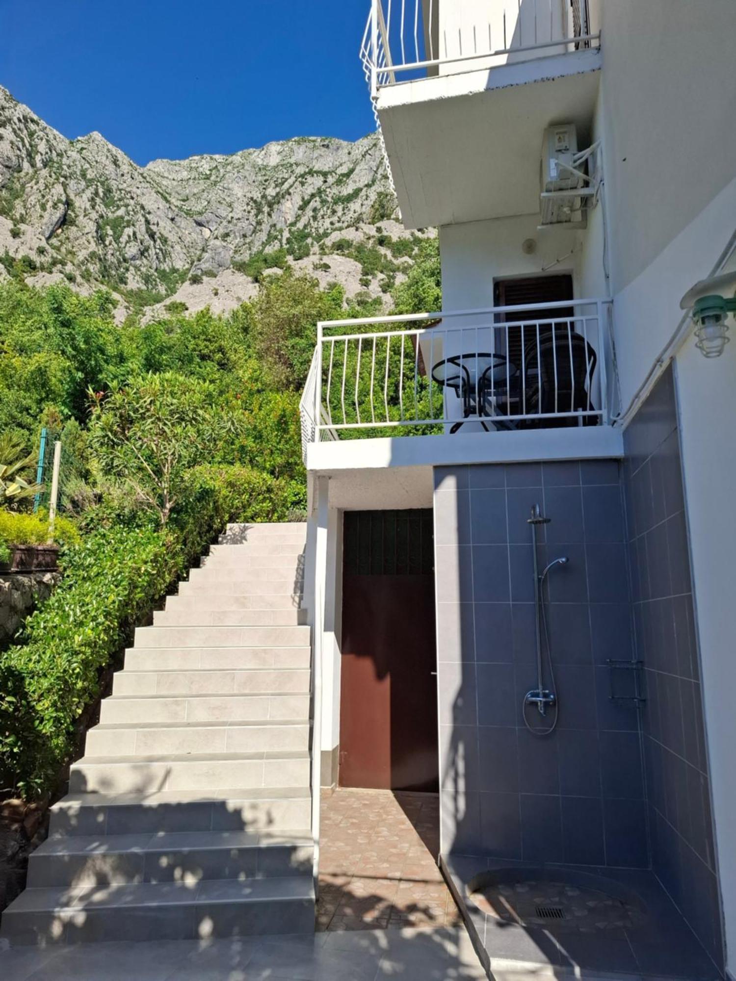 Apartment Cizek Котор Экстерьер фото